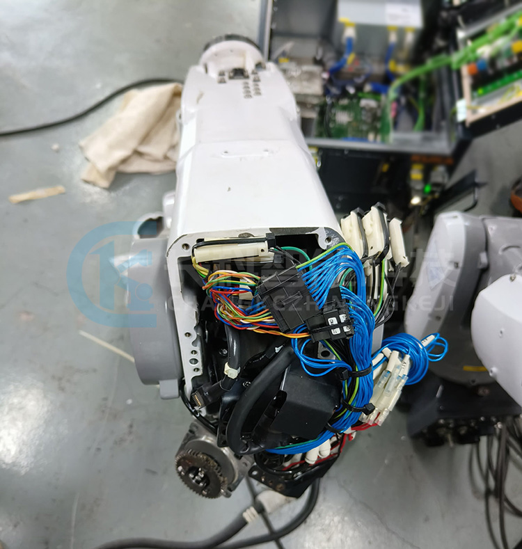 維修那智機器人MZ04、MZ07